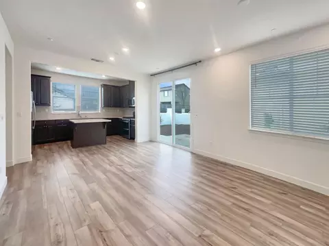 Living - 8193 Colt Way, Antelope, CA 95843 photo 2 of 3