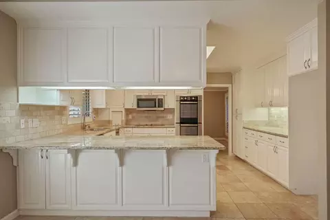 Kitchen - 835 Kramer Dr, Lodi, CA 95242 photo 7 of 7
