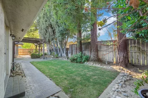 Exterior - 835 Kramer Dr, Lodi, CA 95242 photo 12 of 14