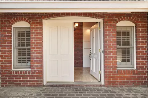 Entry Way - 835 Kramer Dr, Lodi, CA 95242 photo 1 of 3