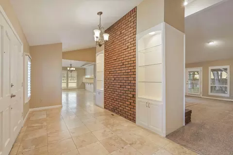 Entry Way - 835 Kramer Dr, Lodi, CA 95242 photo 2 of 3