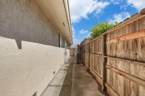 Exterior - 835 Kramer Dr, Lodi, CA 95242 photo 14 of 14