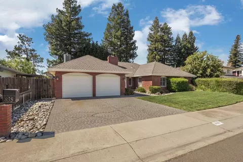Exterior - 835 Kramer Dr, Lodi, CA 95242 photo 4 of 14