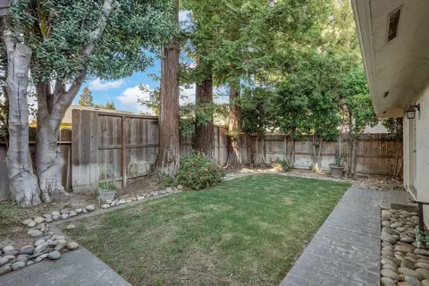 Exterior - 835 Kramer Dr, Lodi, CA 95242 photo 9 of 14