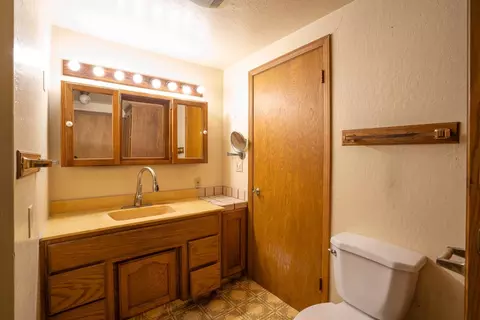 Bath - 1363 Wabash St, Alviso, CA 95002 photo 1 of 2
