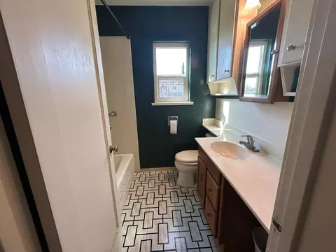 Bath - 40 Cosner Ave, Maxwell, CA 95955 photo 1 of 1
