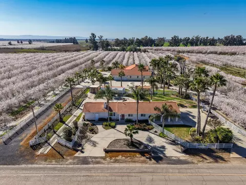 View/Area - 4549 Mcgee Ave, Modesto, CA 95357 photo 3 of 12
