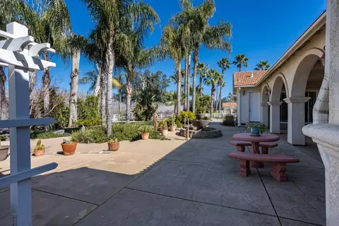 Exterior - 4549 Mcgee Ave, Modesto, CA 95357 photo 5 of 13