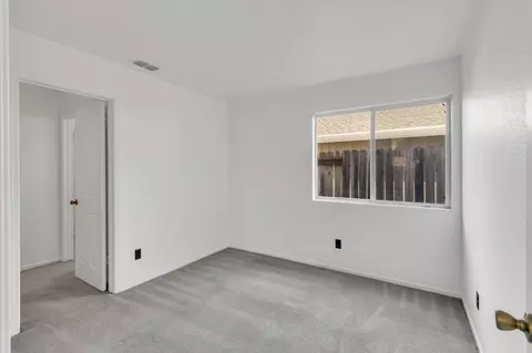 Bedroom - 3729 Black Eagle Dr, Antelope, CA 95843 photo 4 of 8