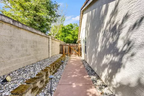 Exterior - 3729 Black Eagle Dr, Antelope, CA 95843 photo 6 of 7