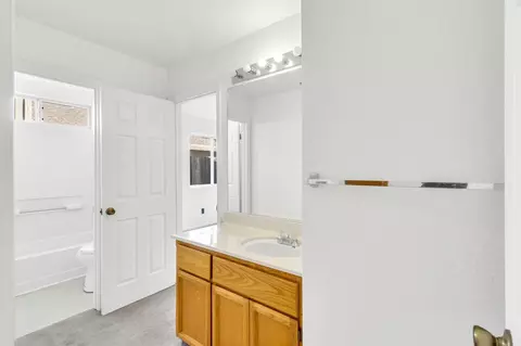 Bath - 3729 Black Eagle Dr, Antelope, CA 95843 photo 2 of 3