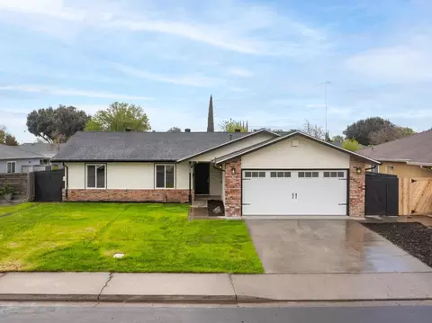 Exterior - 1624 Celeste Dr, Modesto, CA 95355 photo 4 of 12