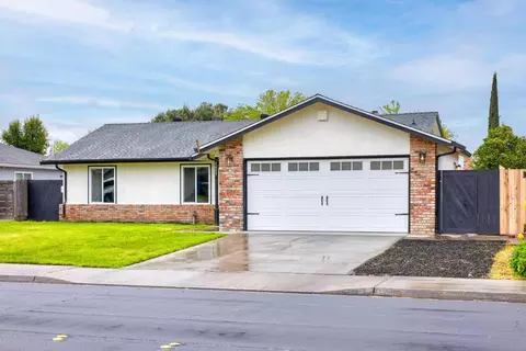 Exterior - 1624 Celeste Dr, Modesto, CA 95355 photo 2 of 12