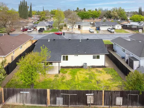 View/Area - 1624 Celeste Dr, Modesto, CA 95355 photo 2 of 3