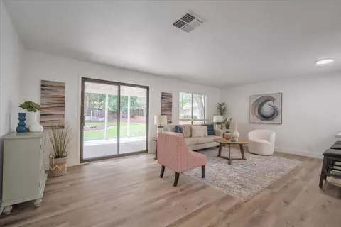 Living - 4606 Slate Ct, Rocklin, CA 95677 photo 5 of 6