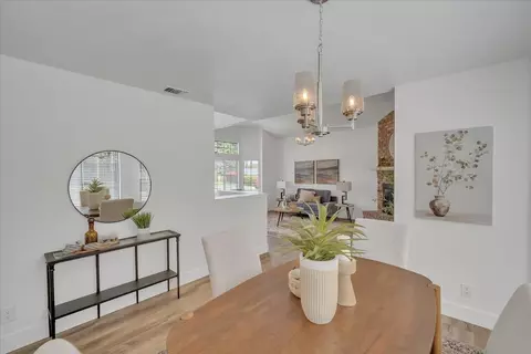 Dining - 4606 Slate Ct, Rocklin, CA 95677 photo 3 of 4