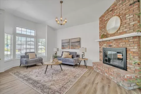 Living - 4606 Slate Ct, Rocklin, CA 95677 photo 4 of 6