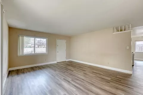 Living - 5948 Coyle Ave, Carmichael, CA 95608 photo 3 of 5