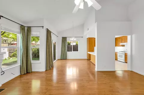 807 Mesquite Dr, Davis, CA 95618 photo 11