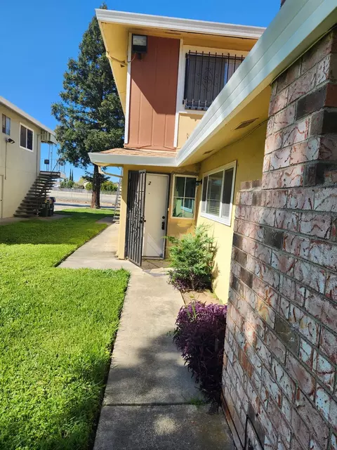 90 La Fresa Ct #2, Sacramento, CA 95823