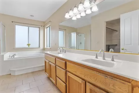 1811 Summertime Dr, Tracy, CA 95376 photo 23