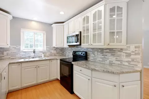 Kitchen - 1717 Albion Pl, Davis, CA 95618 photo 1 of 4