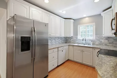Kitchen - 1717 Albion Pl, Davis, CA 95618 photo 3 of 4