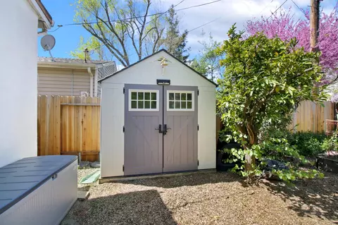 Exterior - 1717 Albion Pl, Davis, CA 95618 photo 8 of 12