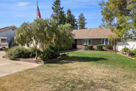 Exterior - 17755 E Collier Rd, Acampo, CA 95220 photo 7 of 24