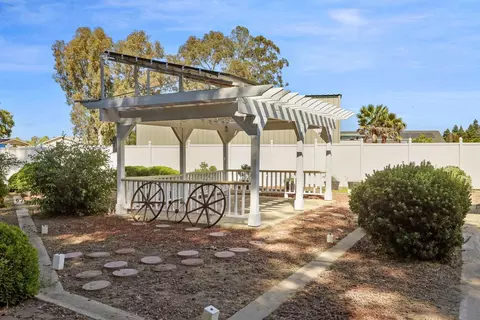 Exterior - 17755 E Collier Rd, Acampo, CA 95220 photo 15 of 24