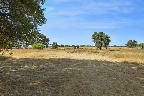 Exterior - 17755 E Collier Rd, Acampo, CA 95220 photo 24 of 24