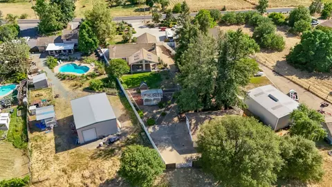 View/Area - 17755 E Collier Rd, Acampo, CA 95220 photo 4 of 13