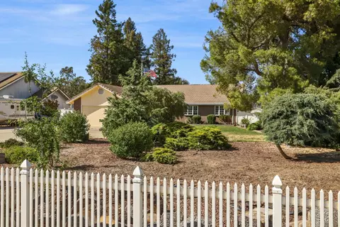 Exterior - 17755 E Collier Rd, Acampo, CA 95220 photo 9 of 24