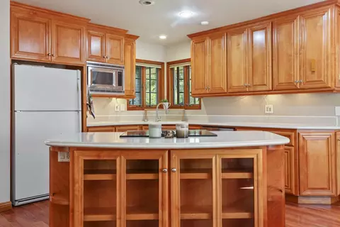 Kitchen - 17755 E Collier Rd, Acampo, CA 95220 photo 2 of 7