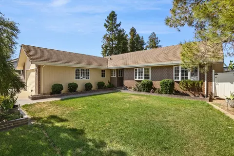 Exterior - 17755 E Collier Rd, Acampo, CA 95220 photo 2 of 24