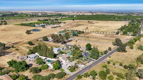 View/Area - 17755 E Collier Rd, Acampo, CA 95220 photo 7 of 13