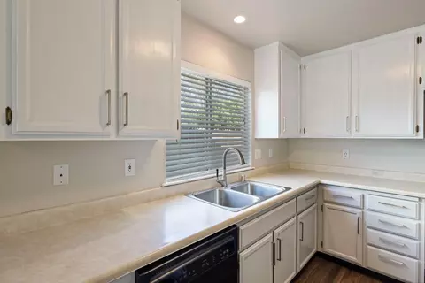 2726 Montefrio Ln, Davis, CA 95618 photo 8