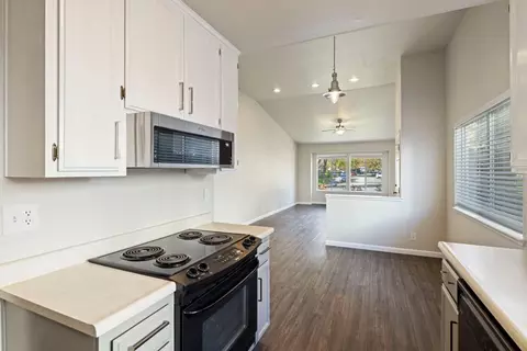 2726 Montefrio Ln, Davis, CA 95618 photo 9