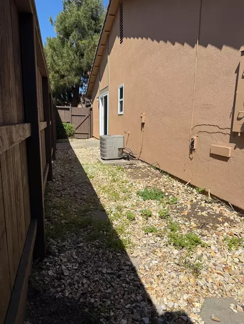 4054 Elmo Loop, Modesto, CA 95356 photo 25