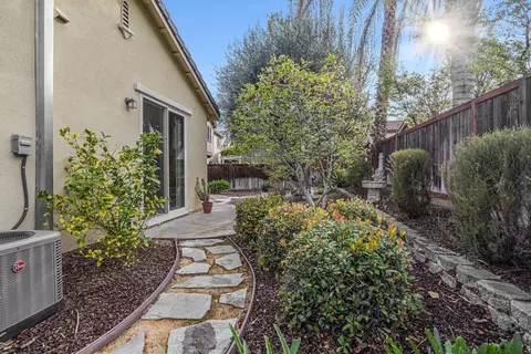 388 Violet Pl, Tracy, CA 95377 photo 21