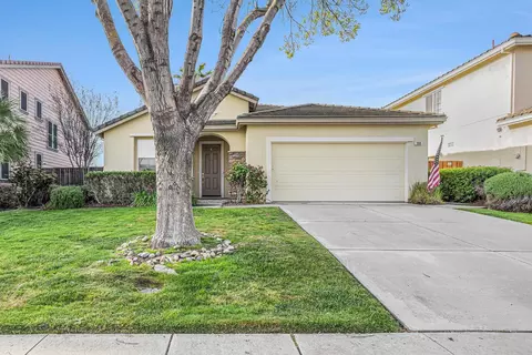 388 Violet Pl, Tracy, CA 95377 photo 4