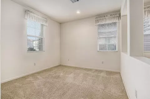 388 Violet Pl, Tracy, CA 95377 photo 6