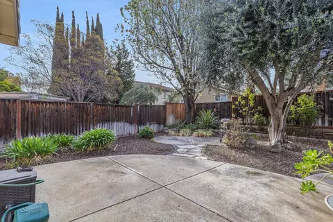 388 Violet Pl, Tracy, CA 95377 photo 25