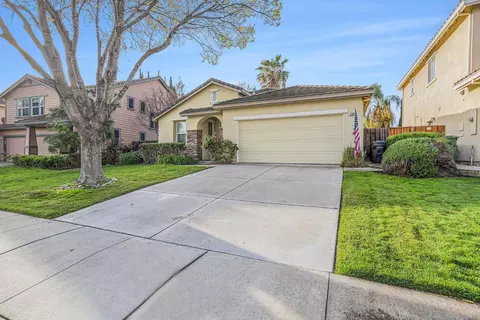 388 Violet Pl, Tracy, CA 95377 photo 2