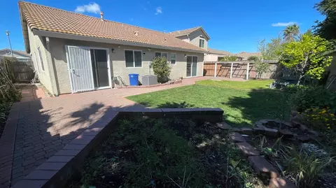 Exterior - 9919 Tarzo Way, Elk Grove, CA 95757 photo 14 of 23