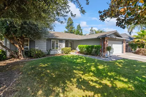 7008 Bridgeport Cir, Stockton, CA 95207
