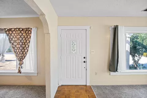 Entry Way - 4972 Walnut Rd, Hughson, CA 95326 photo 3 of 5