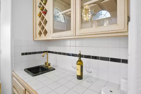 Kitchen - 4972 Walnut Rd, Hughson, CA 95326 photo 6 of 6