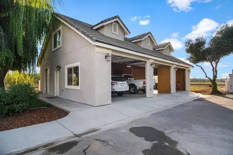Exterior - 4972 Walnut Rd, Hughson, CA 95326 photo 12 of 15