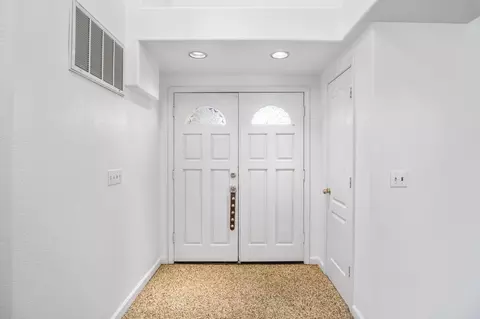 Entry Way - 4972 Walnut Rd, Hughson, CA 95326 photo 1 of 5
